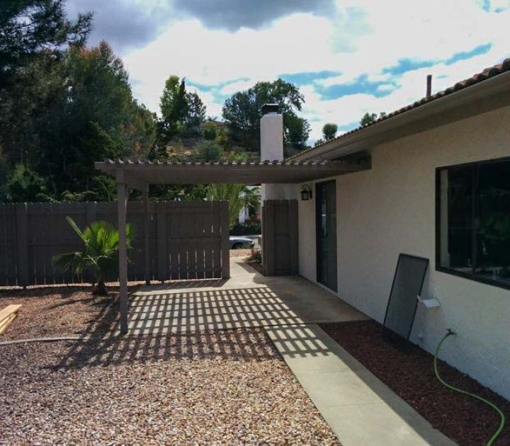 newly constructed patio shade at the backyard of a house